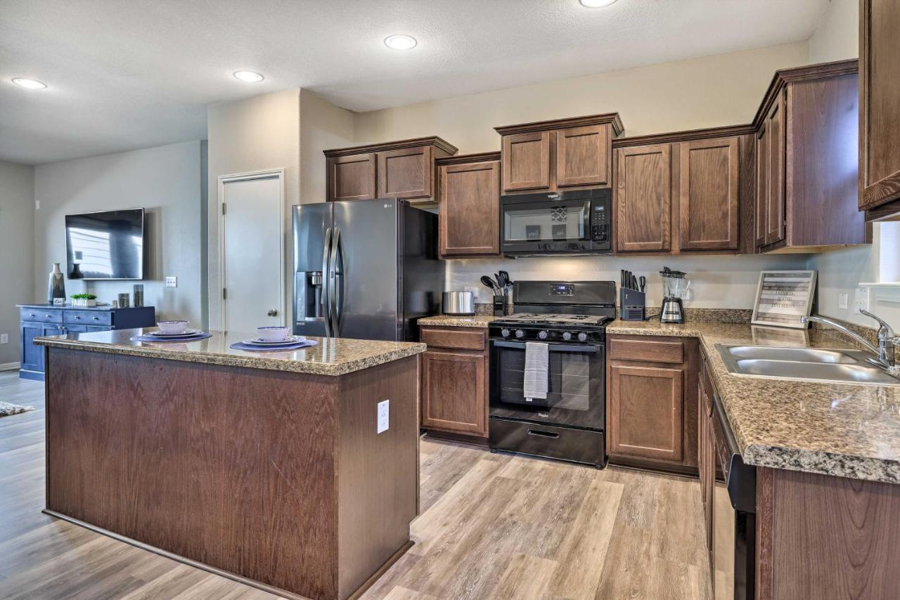 Buda Home With Smart Tv About 19 Mi To Downtown Austin 外观 照片