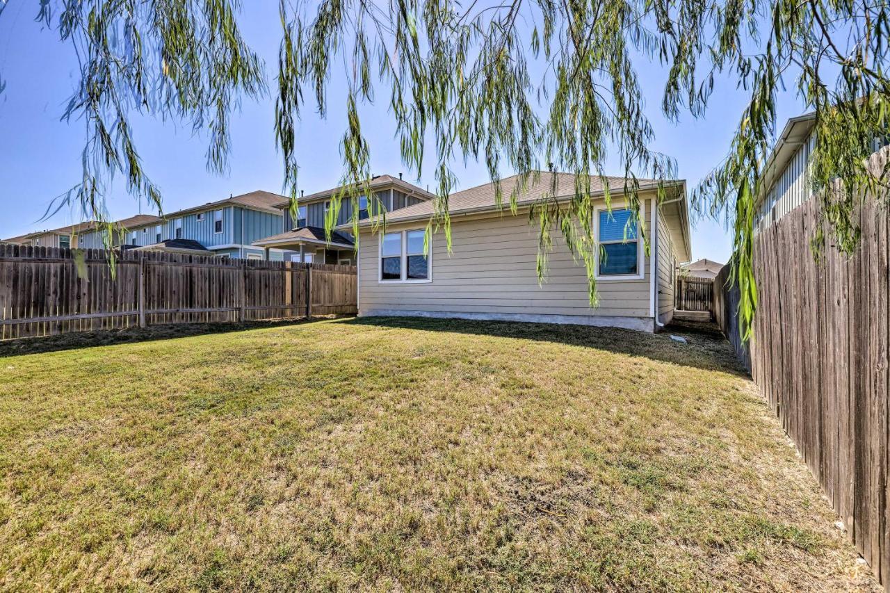 Buda Home With Smart Tv About 19 Mi To Downtown Austin 外观 照片